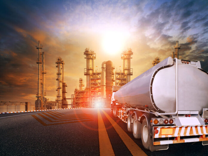 Tanker transporting petroleum products — Bitumen and fuel in the refinery